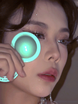 SHEGLAM Lunar Glow Highlighter Multi Dimensional Shine Highlighter Powder - Picture 31 of 33