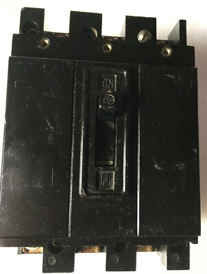 #ad GE TRUMBULL ELECTRIC AT3 2030 AT32030 250 VAC 30 A 3 Pole CIRCUIT BREAKER Flaws $22.75