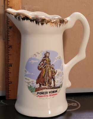 VINTAGE CERAMIC PITCHER PIONEER WOMAN PONCA CITY OKLAHOMA SOUVENIR
