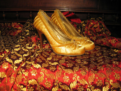  barock cindarella Pumps gold samt satin vintage Dirndl Lolita gothic 35 36  *