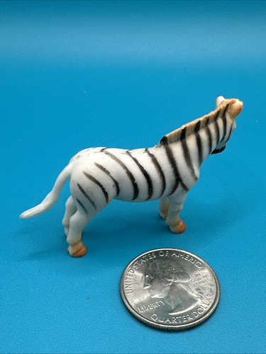 Vintage Imperial Zebra Figur ~ Gummi/Kunststoff Wüste Tier Spielzeug - Bild 3 von 4