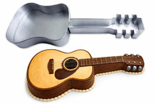 BAKING PAN GUITAR SHAPED CAKE TIN MOULD BIRTHDAY BAKEWARE MUSICAL CELEBRATION