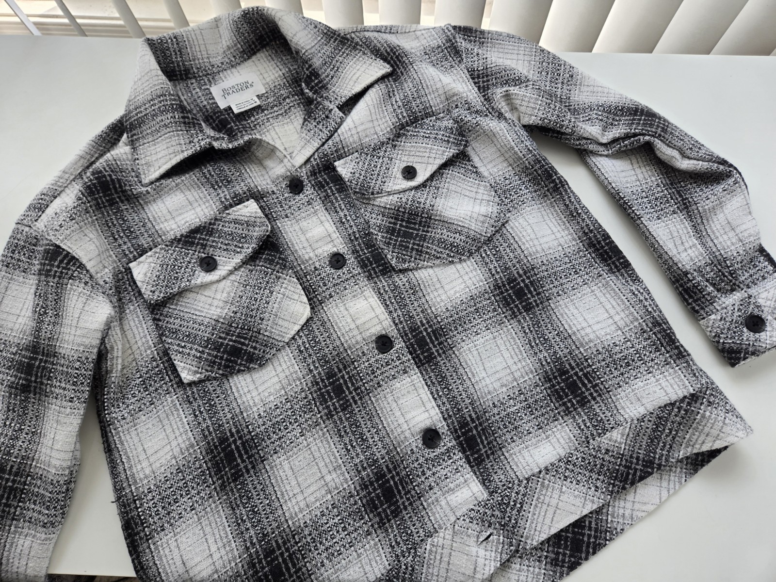 Boston Traders Women’s Woven Gray Plaid Shirt Jacket Shacket Size M