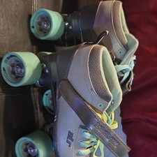 Roller Derby Elite Women's Quad Roller Skates Gray/Blue, Size 6