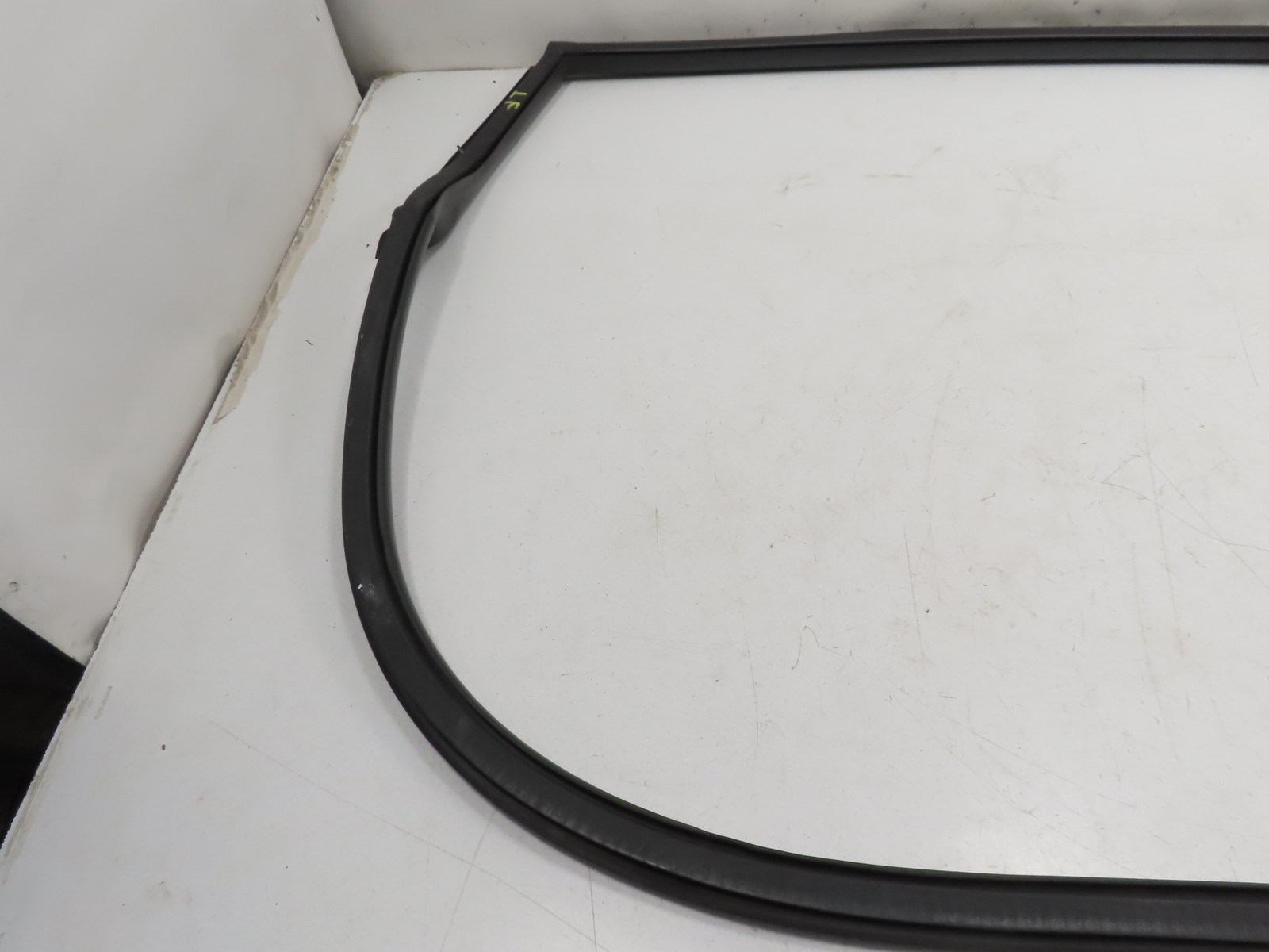 06 Lamborghini Gallardo #1310 Weather Strip, Seal Door Body Inner Left OEM 40083