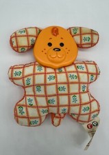 VINTAGE 1982 FISHER PRICE SOFT SHAKES DOG STUFFED ANIMAL PLUSH TOY RATTLE