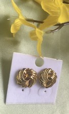 GOLDTONE KNOT STYLE STUD EARRINGS -NEW