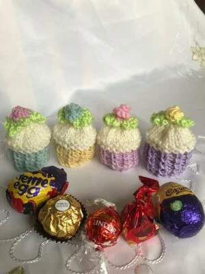 DK KNITTING PATTERN MINI FLOWER CUPCAKE FERRERO LINDT CREME EGG CHOCOLATE COVER