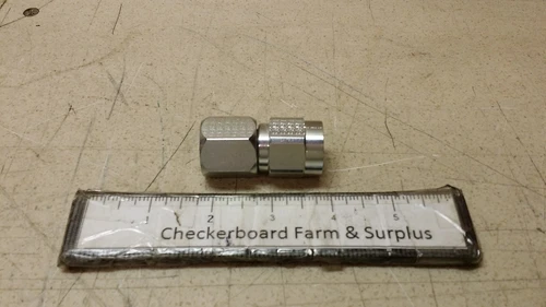 NOS Eaton Tube to Hose Straight Adapter Fitting FC9215-1010S 4730004339087