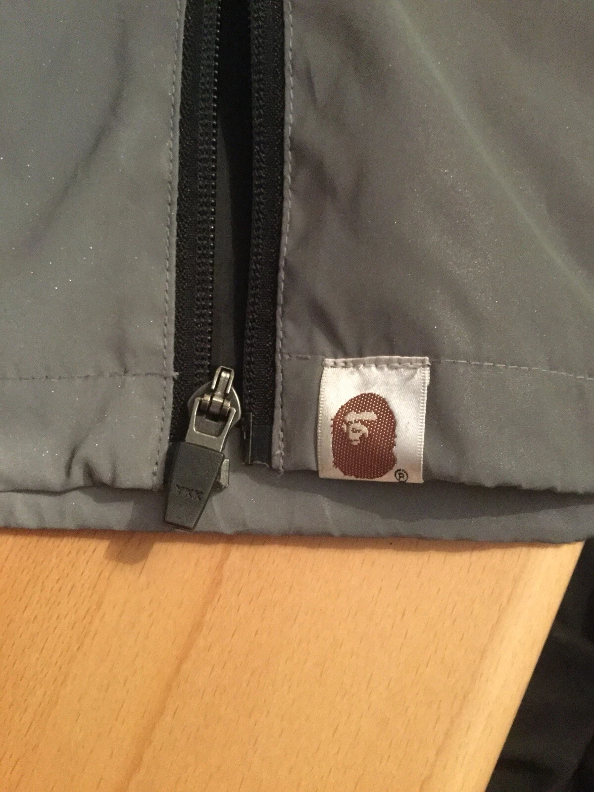 A BATHING APE (BAPE) Felpa con cappuccio squalo Bathing Ape Bape giacca riflettente