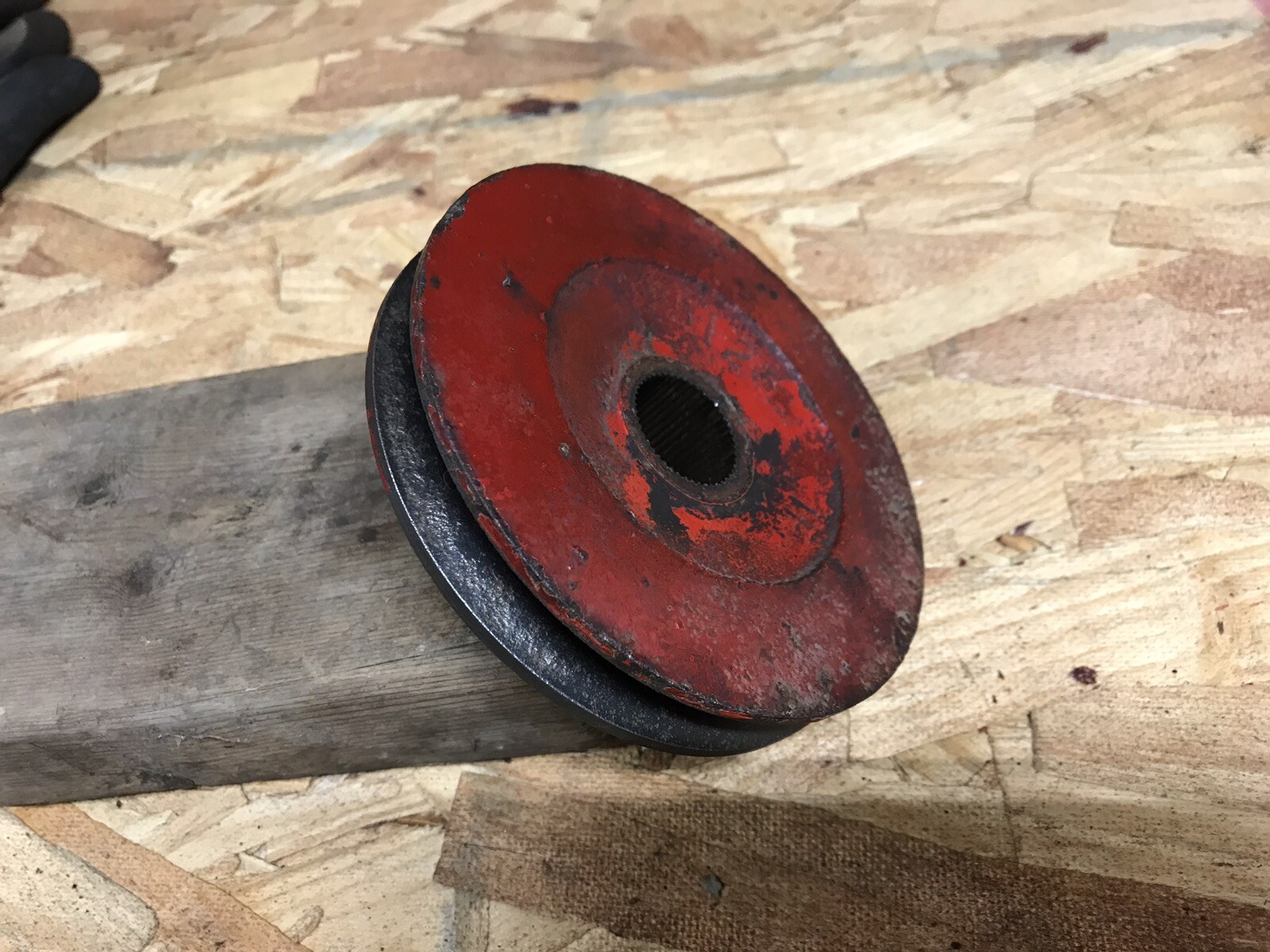 Gravely 40” Kidney Mower Deck Pulley Spindle Sheave 25125 08727300 eBay