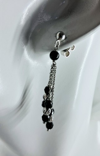 Pendientes De Plata 925 Rodinados Con Ónix Negro Facetado Y Esferas De Plata - Imagen 3 de 6