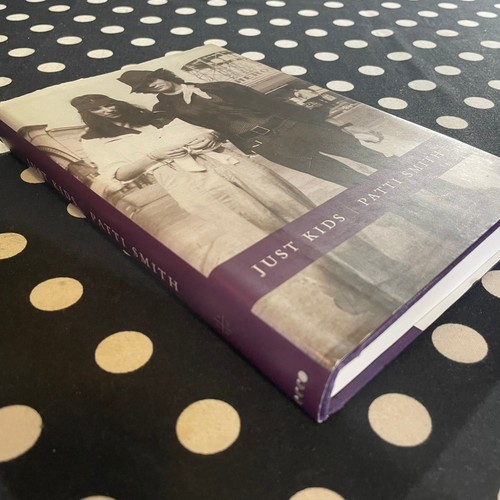 Just Kids by Patti Smith 2010 Hardcover First Edition First Printing - Picture 2 of 12