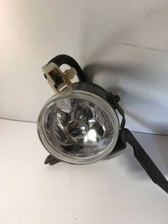 Ford Ranger 2004 Front Left Fog Light Front 021153 IRG8434 - Image 3 of 4