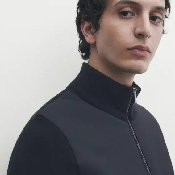 Massimo Dutti Men's Knit Padded Jacket XL Navy Warm Coat thumbnail 6