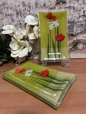 PEGGY KARR Fused Glass Red Poppy Signed 9.5 X 5.5 Set Of 4  Platters. EUC.