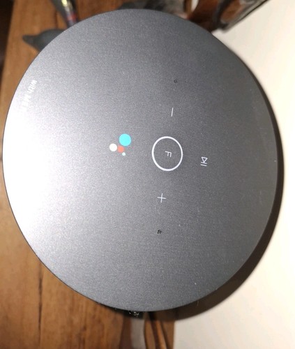 LG-WK7 XBOOM ThinQ - Google Assistant & Chromecast Not Working READ LISTING - Picture 2 of 4
