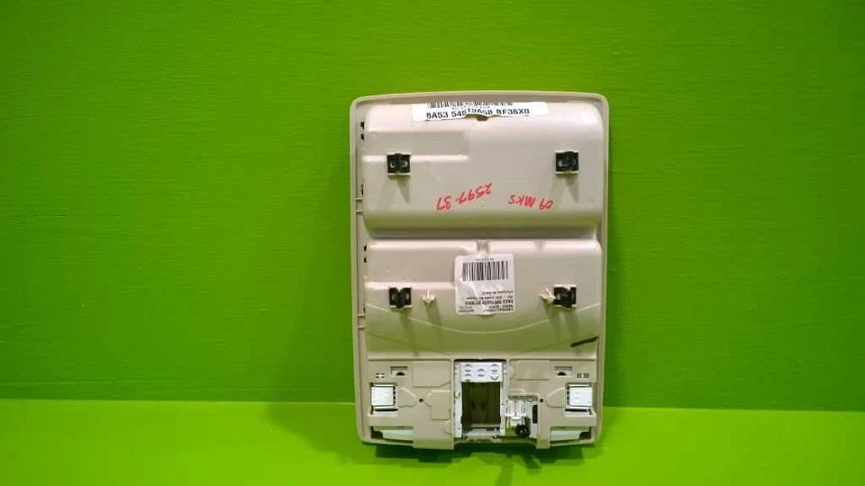 09 10 11 12 13 14 15 16 LINCOLN MKS CONSOLE DE ÓCULOS DE SOL LUZ AÉREA FABRICANTE DE EQUIPAMENTO ORIGINAL 2597-37 - Imagem 3 de 3