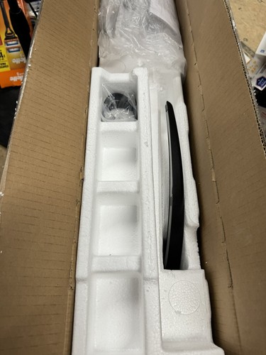 LG UltraWide QHD 34-Inch Curved Computer Monitor 34WQ73A-B - Picture 2 of 9