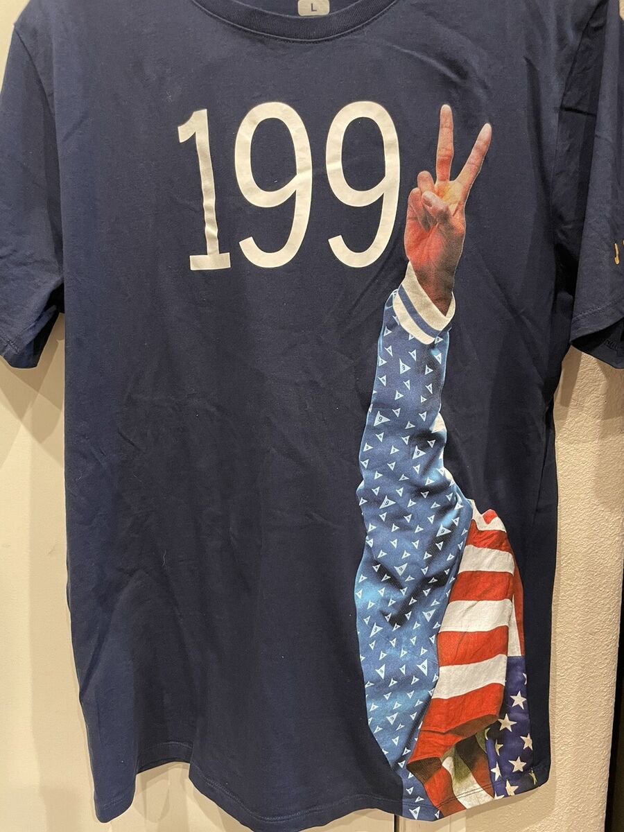 EUC Jordan 1992 Dream Team Peace T-shirt Blue Mens Large | eBay EUC Jordan 1992 Dream Team Peace T-shirt Blue Mens Large | eBay