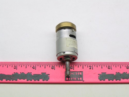 Lionel parts ~ Motor RS-365PH /RN 521917 - Picture 2 of 3