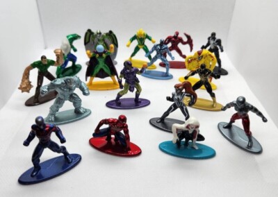 Marvel Nano MetalFigs 17 Mini Figures 100% Die Cast Metal 2020 READ DESCRIPTION