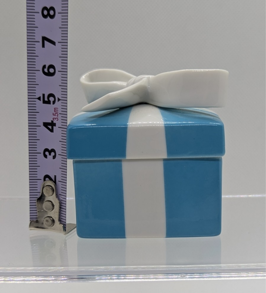 TIFFANY & Co. Couples Classic Blue Bow Jewelry Box Ceramic Gift