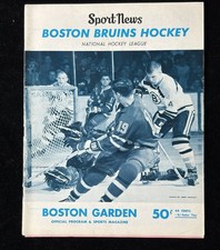 1967 Bobby Orr Program  1st Orr Cover/ #4 Career Goal Boston Bruins🏒