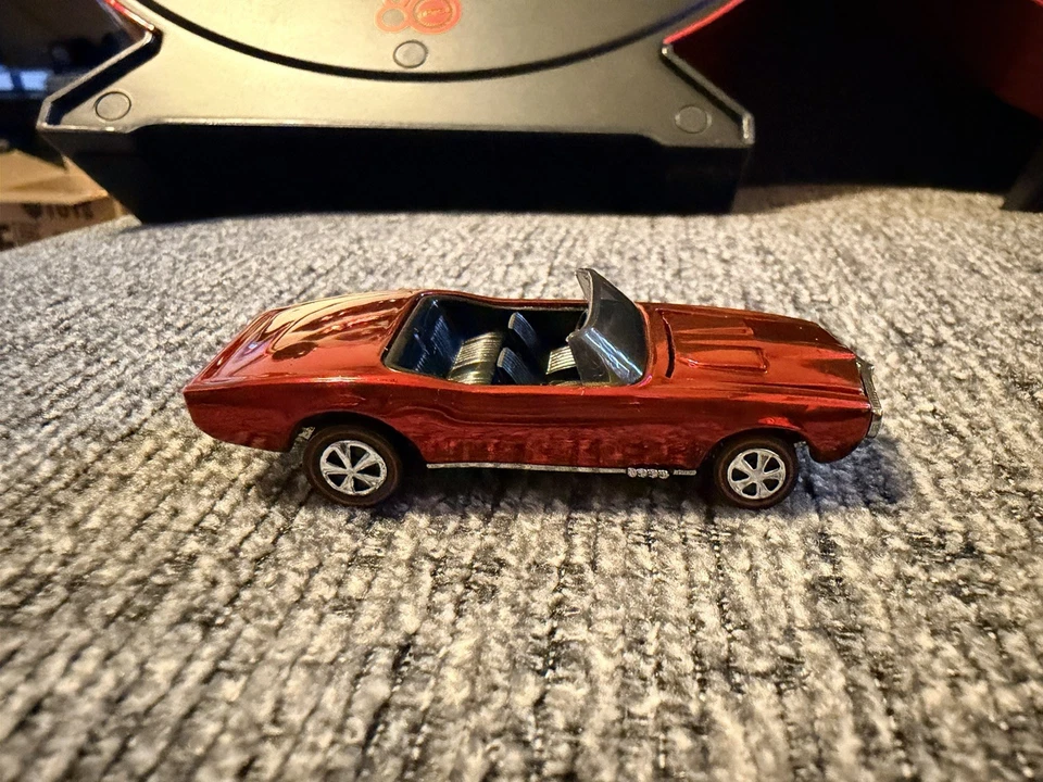 HOT WHEELS RLC 80th ANNIVERSARY * ORIGINAL 16 * CUSTOM '67 FIREBIRD * RUBY RED - Image 2 of 4