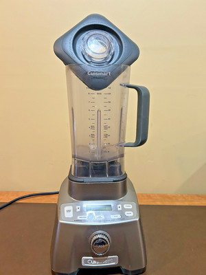Cuisinart Hurricane Pro CBT-2000 3.5 Peak HP 1500W Blender 64 Oz Tested Works