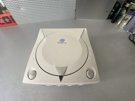 SEGA DREAMCAST BUNDLE Dreamcast Console Controller Keyboard Games *TEMPERAMENTAL