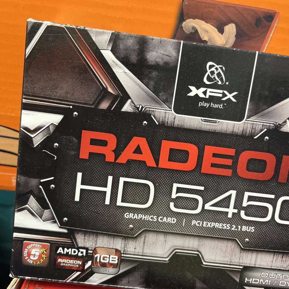 XFX ATI Radeon HD 5450 (HD-545X-ZQH2) 1GB / 1GB (max) DDR3 SDRAM PCI Express 2.1 - Image 3 of 4