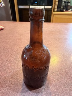 Louis Weber Louisville KY Amber Soda Mineral Beer Bottle Pre Prohibition