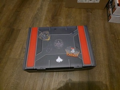 Call of Duty: Modern Warfare III Limited Edition Collector's Box & Collectibles