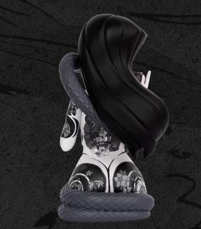 Mighty Jaxx INKED STORIES EVE FEATURING Figure Limited Model Mighty Jaxx INKED STORIES EVE FEATURING Figure Limited Model