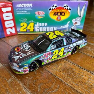 1/24 ACTION RCCA #24 JEFF GORDON 2001 Monte Carlo 400 DUPONT Chroma LOONEY TOONS