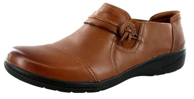 clarks wide width