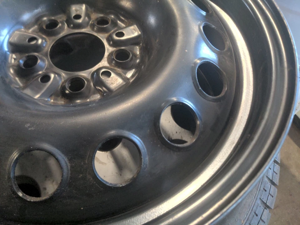 NOS 91-95 Alfa Romeo 164 Factory OEM Steel Wheel Rim 15" 60543191 - image 3 of 4