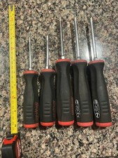 Snap-o n 5 pc. TORX Instinct (Soft Grip) Standard Screwdriver Set (Red), T15-T30