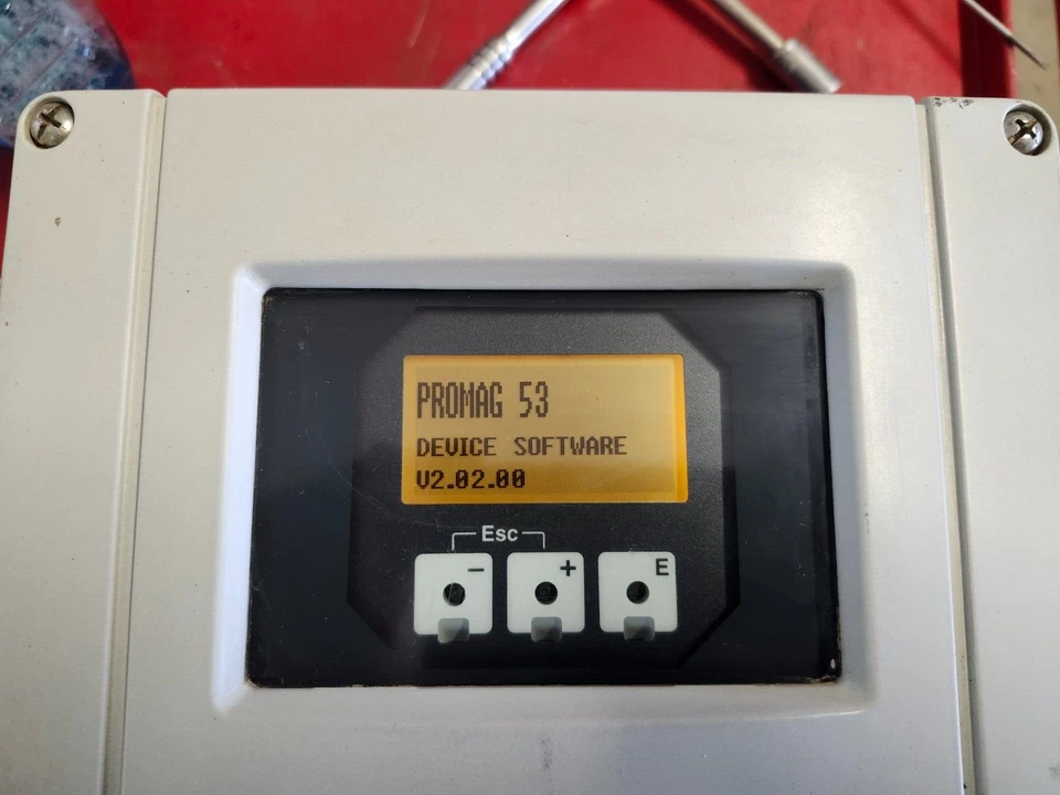 E+H PROMAG 53 Flowmeter 53P15-EL1B1R34BAJC   85-260VAC  15VA/W-60HZ - Image 4 of 4