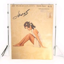 VINTAGE Hanes Silk Reflections Barely There Seamless Stockings- Style 210