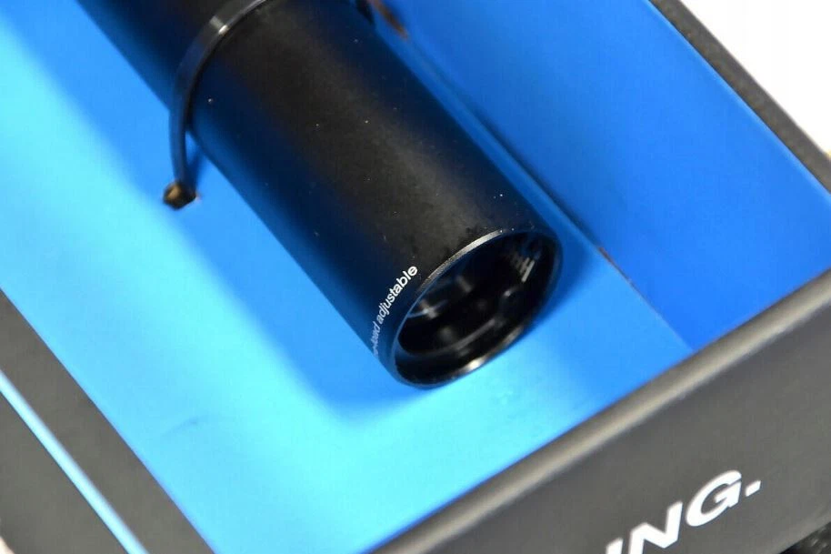 Tija de sillín con suspensión XLC SP-S07 31,6 mm x 350 mm 100 - 120 kg negra Foto 3 de 4