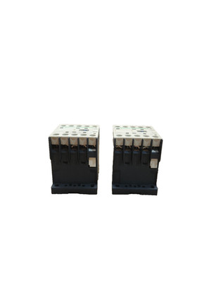 NEW NO BOX LOT OF 2 SCHNEIDER ELECTRIC Contact Block IEC/EN 60947-5-1