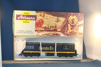 JP HO Athearn 4326 TM Trainmaster Dummy Santa Fe #9214