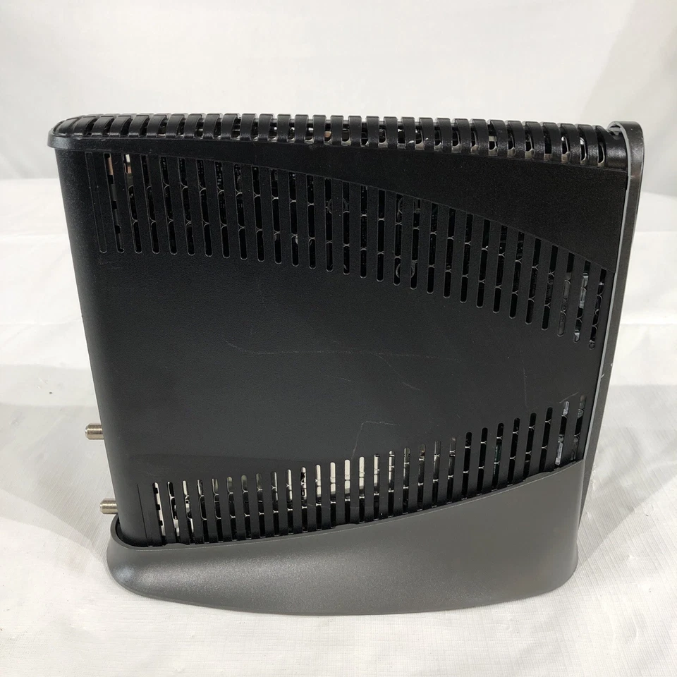 HN7700S IPS 1500139-2005 HUGHES SATELITE RECIEVER CE0682 - Image 3 of 4