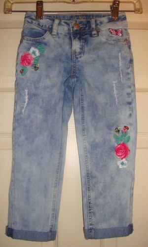 JUSTICE~girl~EMBROIDERED/FLOWERS/BEE'S 