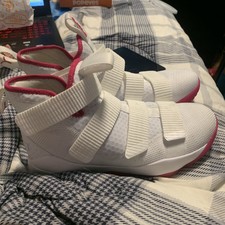 lebron soldier 11 size 7.5