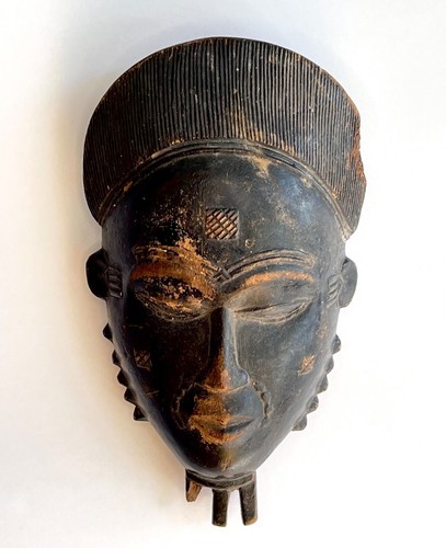 Mblo Portrait Mask. Baule People, Côte d'Ivoire. - Picture 12 of 12