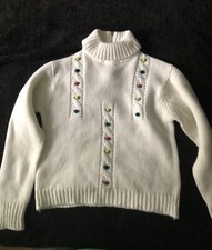 Vintage Young Classics Children s White Sweater W/ Flowers Size Medium