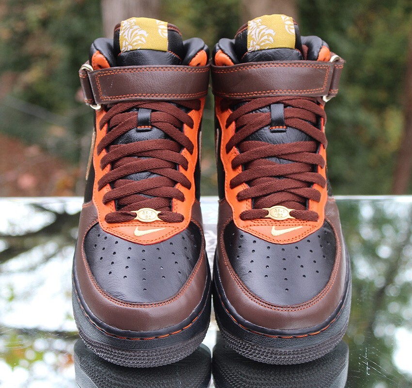 茶 Buy Dunk High Lux SP 'Burnished Leather' - 747138 221 | GOAT